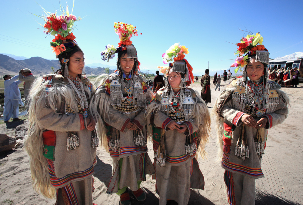 Flower People - Sindhu Darshan Shey, Ladakh